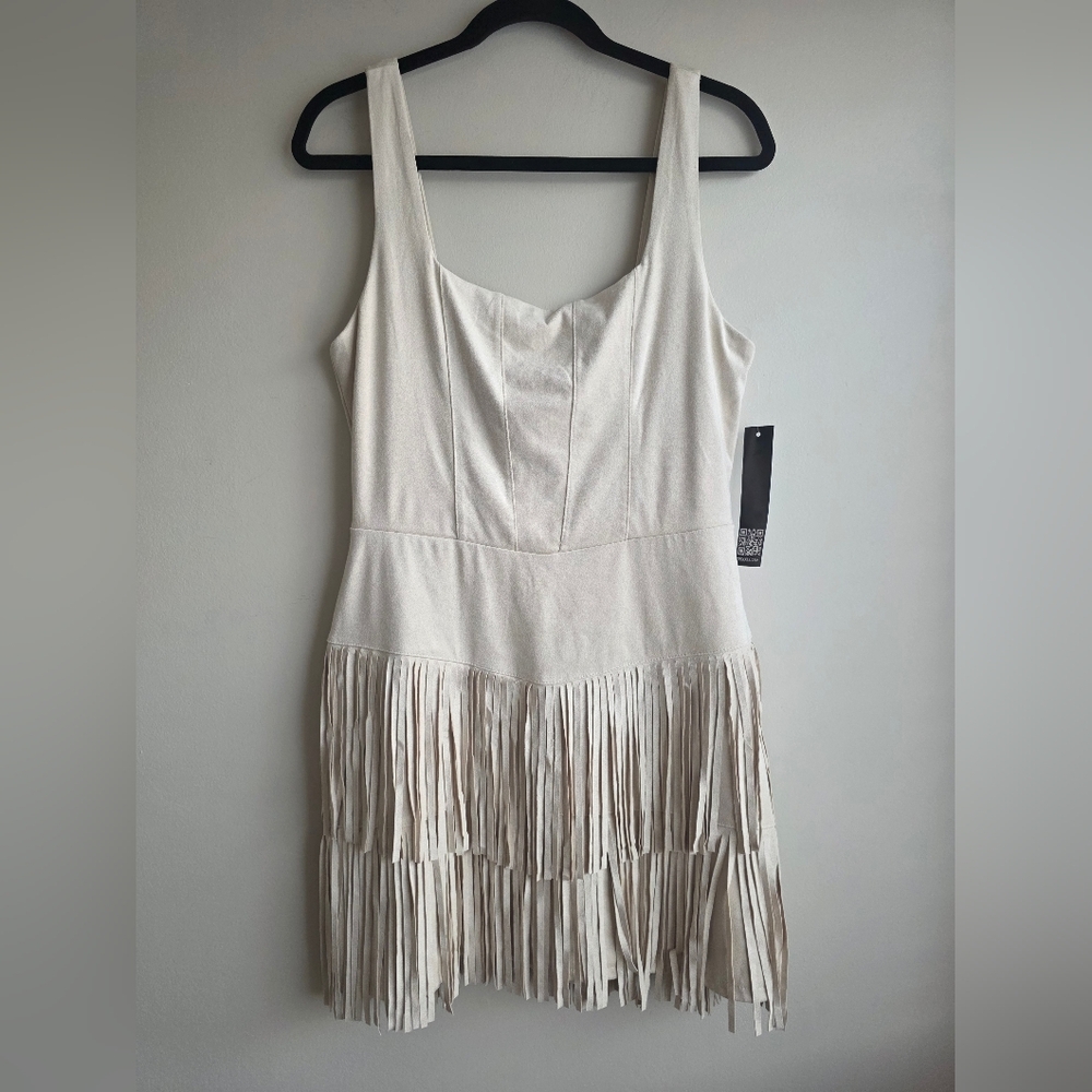 NWOT Trixxi Cream Faux Suede Tiered Fringe Mini Dress - Boho - Picture 3 of 12